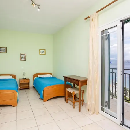 Kerkyroula 빌라 Katávolos